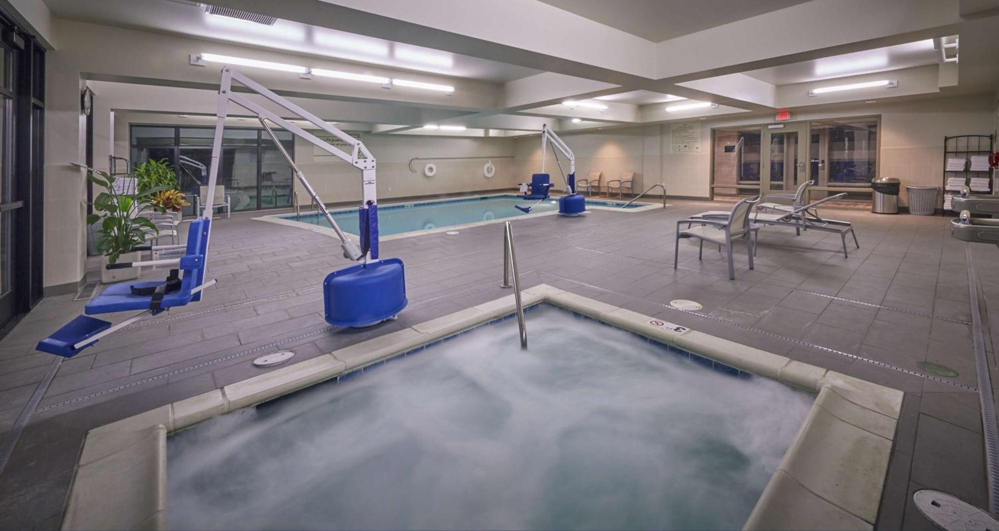 Hampton Inn & Suites Hood River Exteriör bild